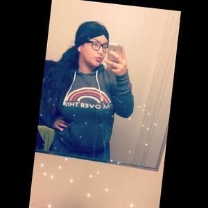 Meet your Posher, Carolina